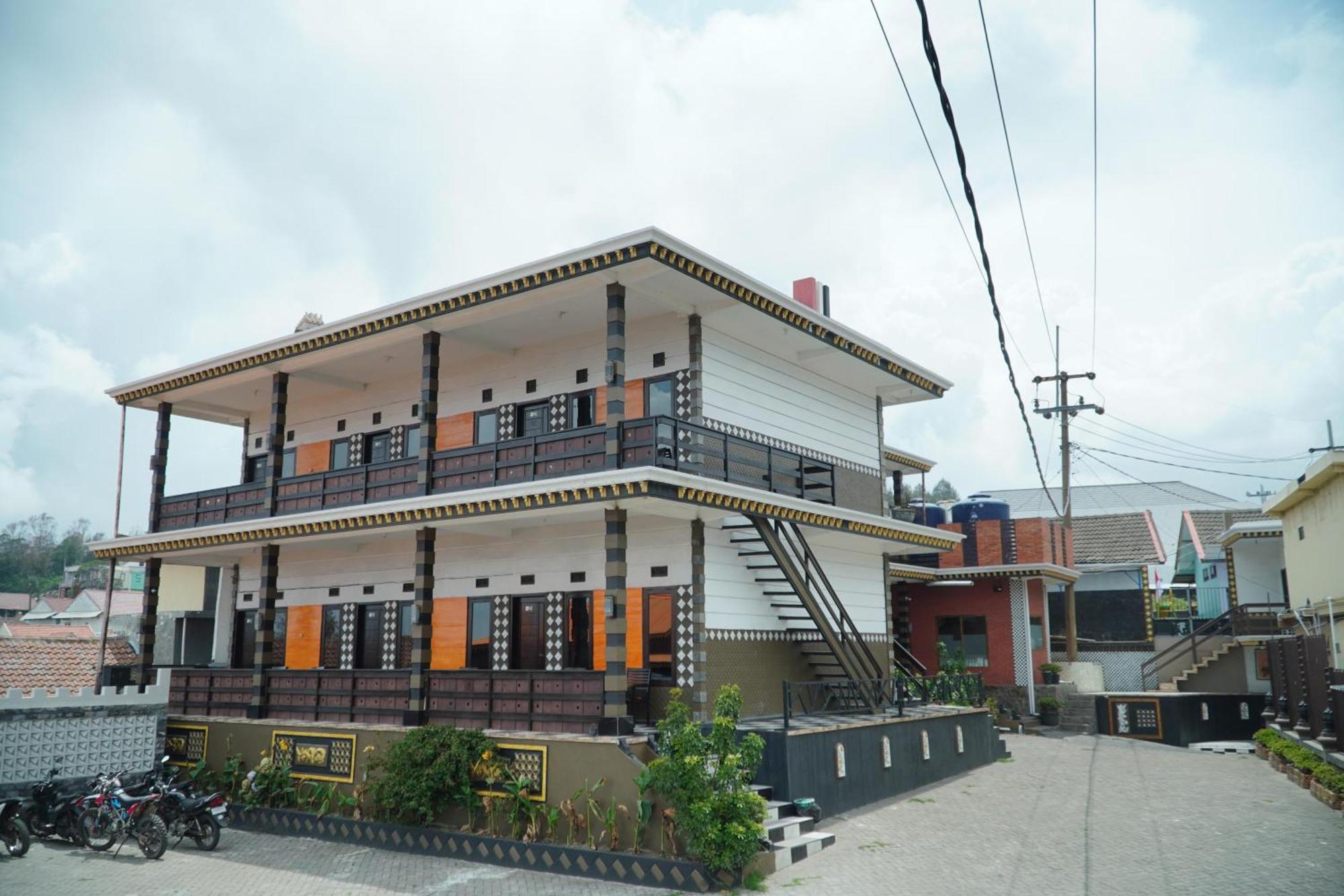 Parama Bromo Hotel Ngadisari Exterior photo